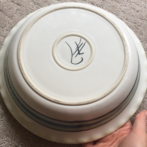 Iris pattern deep serving dish - Picture 2 of 3